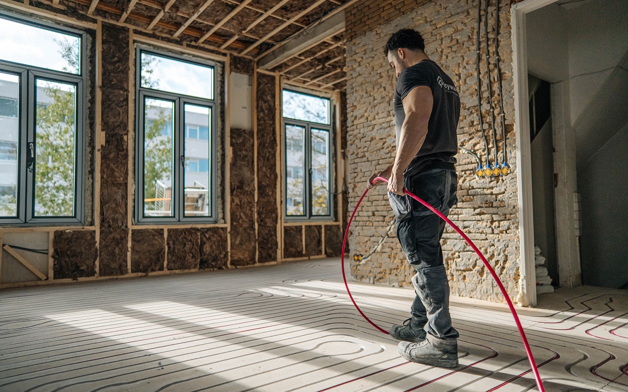 vloerverwarming met nieuwe vloer laten leggen